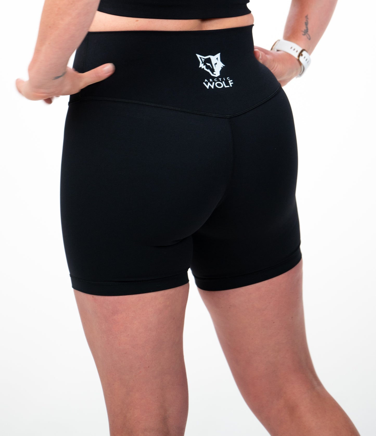Arctic Wolf Essential Seamless Shorts - Black