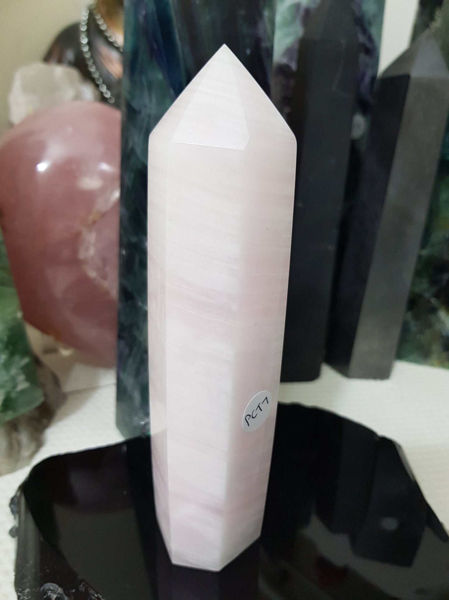 Mangano Calcite Crystal Point – PCT7