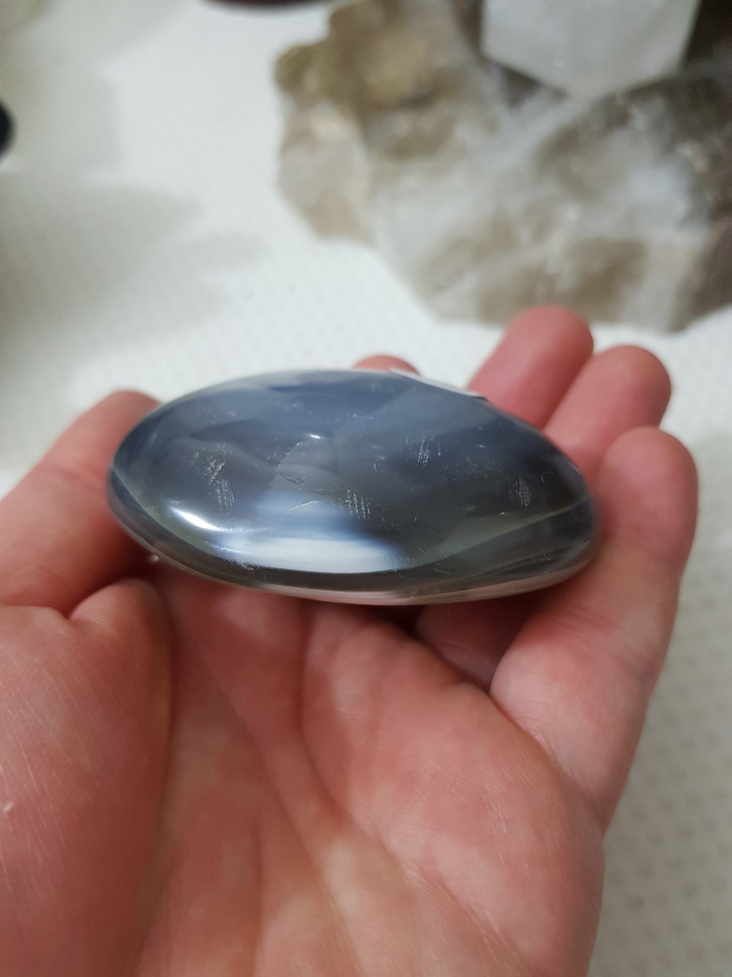 Orca Agate Crystal Palmstone – OAP7