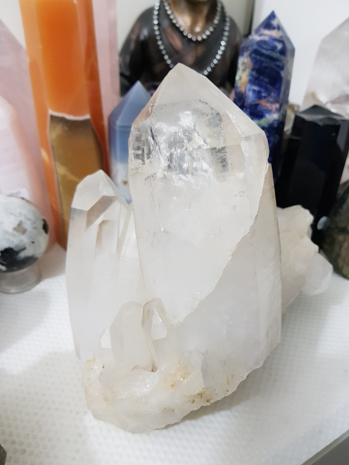Natural Clear Quartz Crystal Cluster From Madagascar - Large Multi-Point Display Quartz Specimen (21cm, 5.550kg) – CQC10
