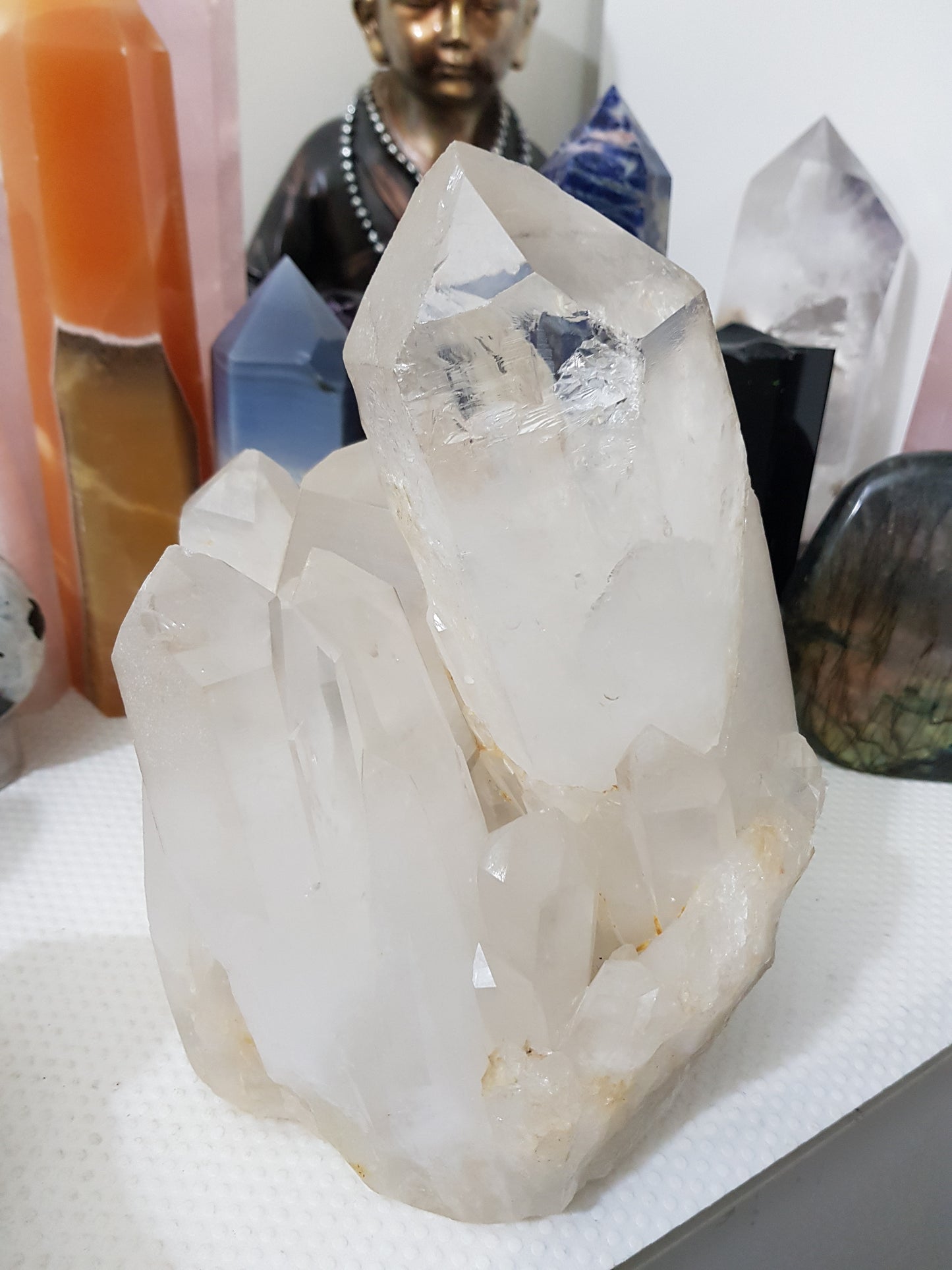 Natural Clear Quartz Crystal Cluster From Madagascar - Large Multi-Point Display Quartz Specimen (21cm, 5.550kg) – CQC10