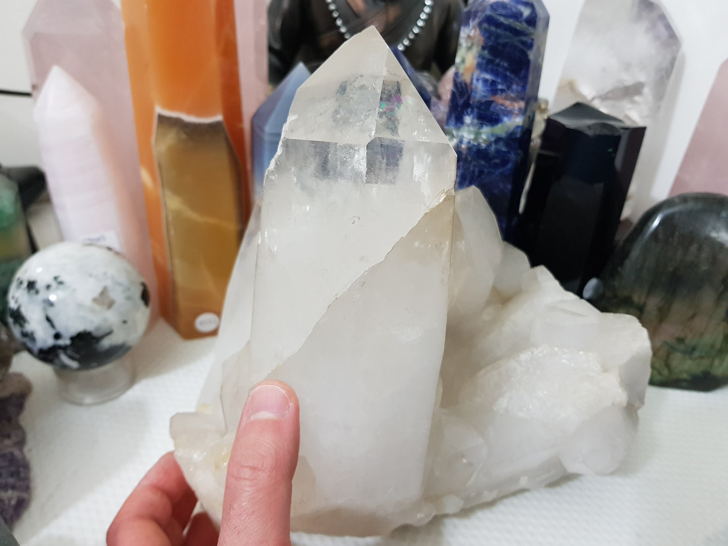 Natural Clear Quartz Crystal Cluster From Madagascar - Large Multi-Point Display Quartz Specimen (21cm, 5.550kg) – CQC10