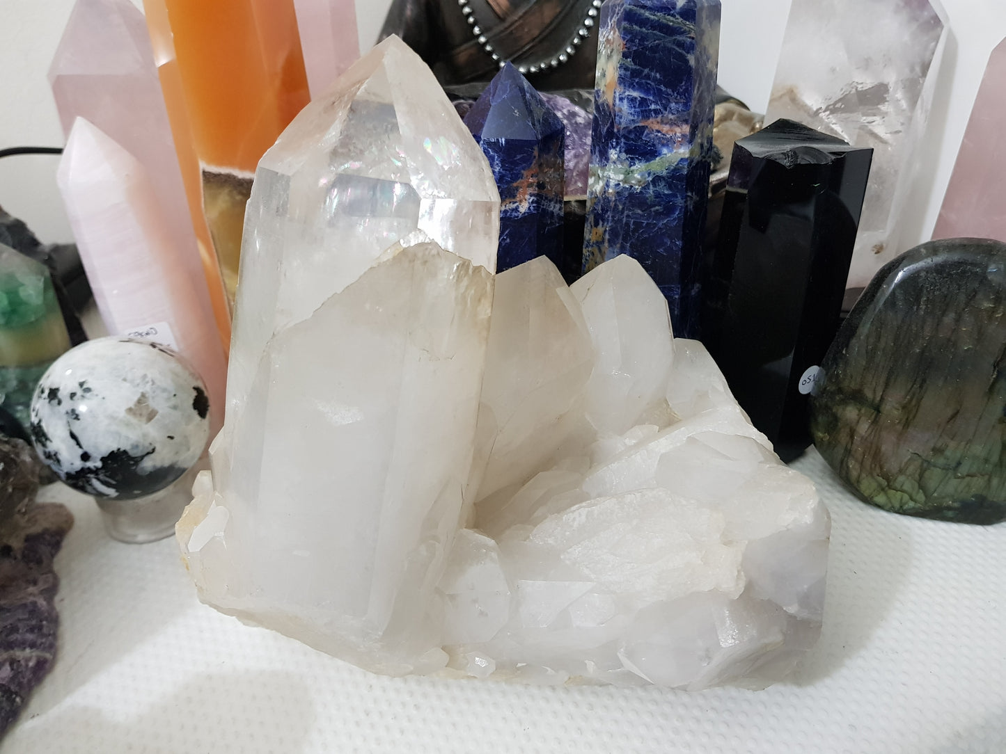 Natural Clear Quartz Crystal Cluster From Madagascar - Large Multi-Point Display Quartz Specimen (21cm, 5.550kg) – CQC10