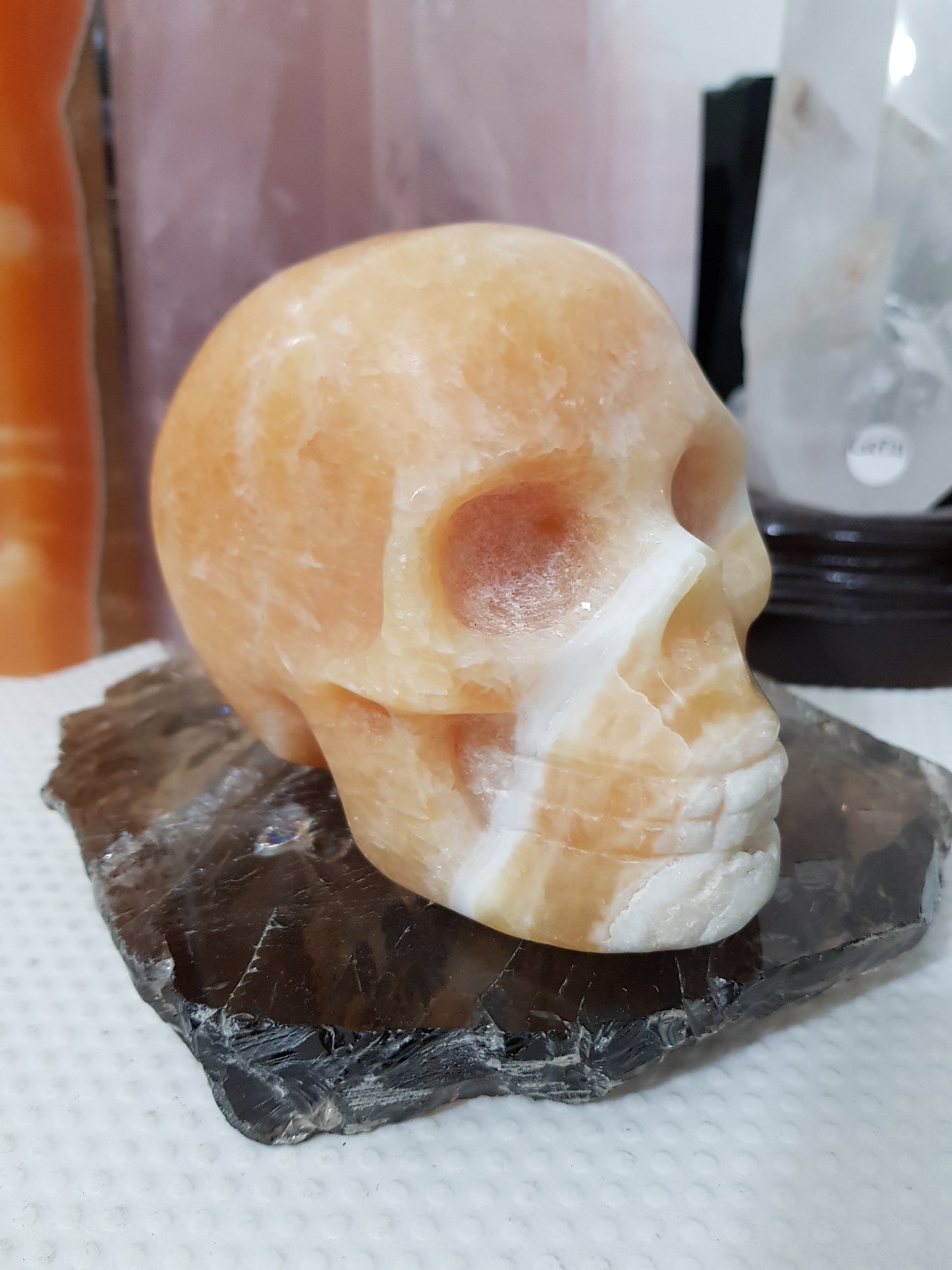 Honey Calcite Crystal Skull Carving – HCS1