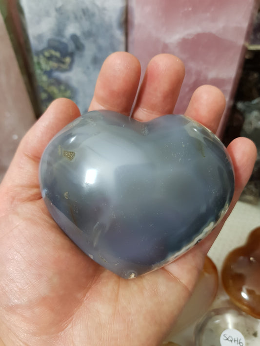 Orca Agate Crystal Heart – OAH10