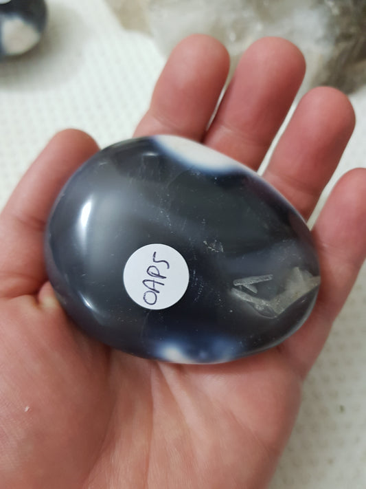 Orca Agate Crystal Palmstone – OAP5
