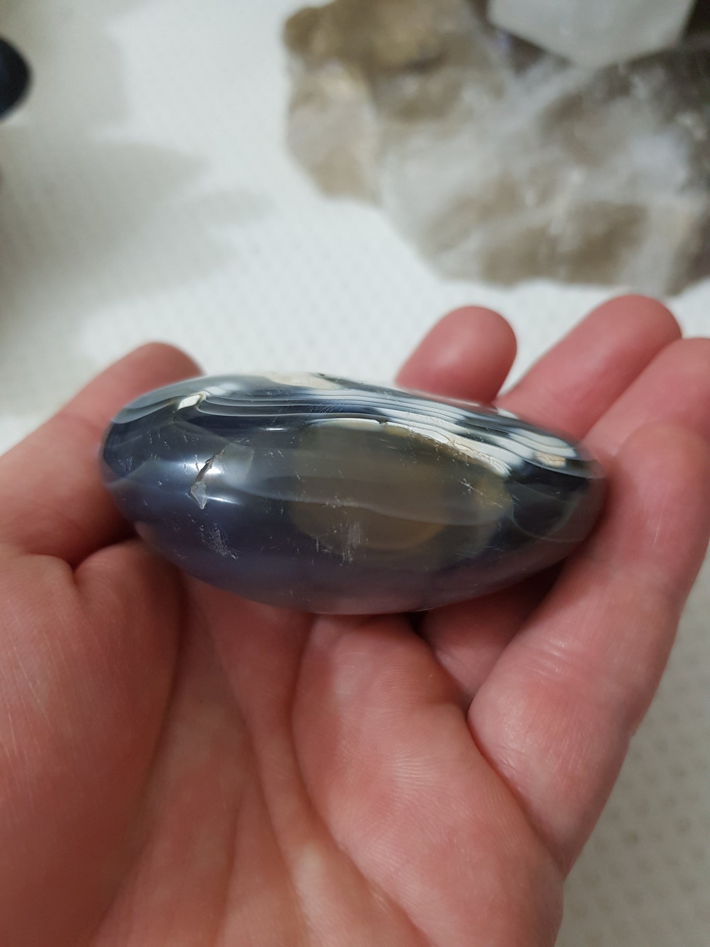 Orca Agate Crystal Palmstone – OAP7
