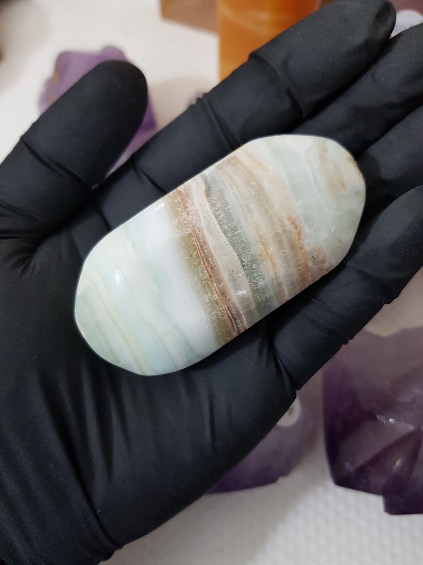 Pistachio Calcite Crystal Palmstone – PCP1