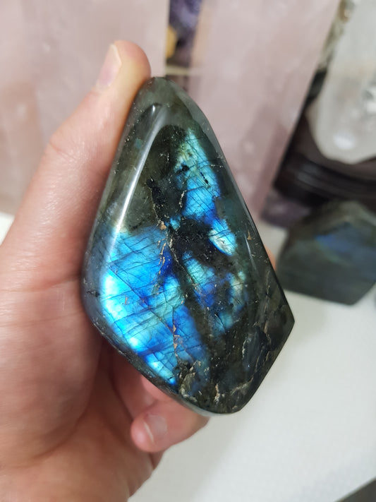 Polished Labradorite Crystal Freeform – LFF37