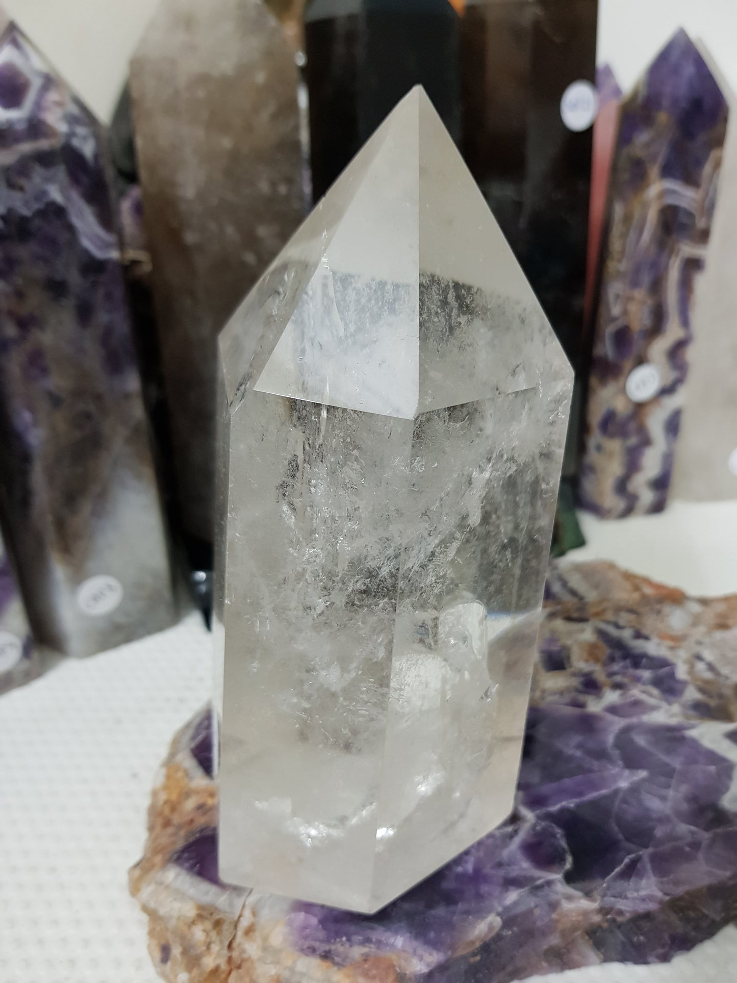 Polished Brazilian Clear quartz crystal point tower 15cm